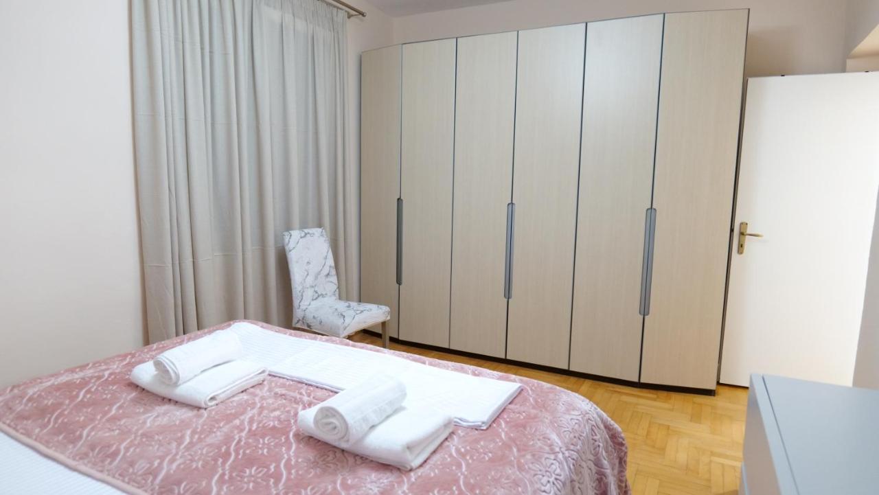 City Center Apartment Niko 04 Tiranë Eksteriør bilde
