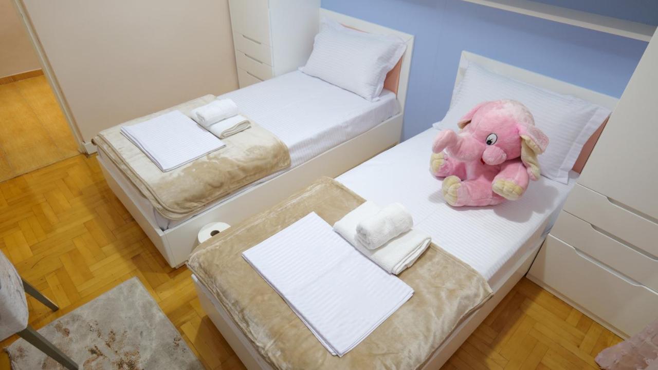 City Center Apartment Niko 04 Tiranë Eksteriør bilde