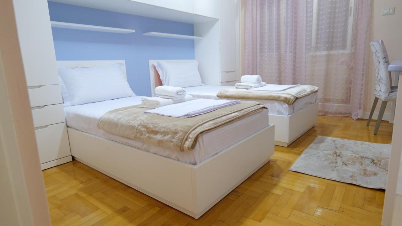 City Center Apartment Niko 04 Tiranë Eksteriør bilde